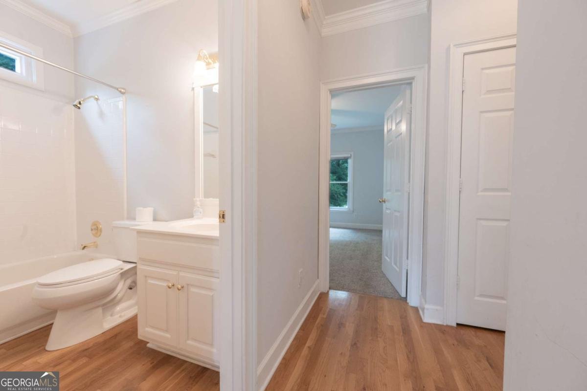 1073 Towne Lake Hills Woodstock - Photo 16