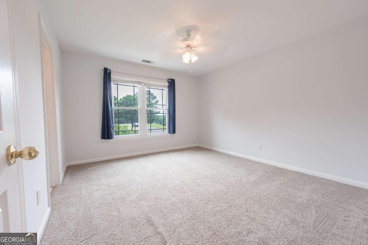 1073 Towne Lake Hills Woodstock - Photo 32
