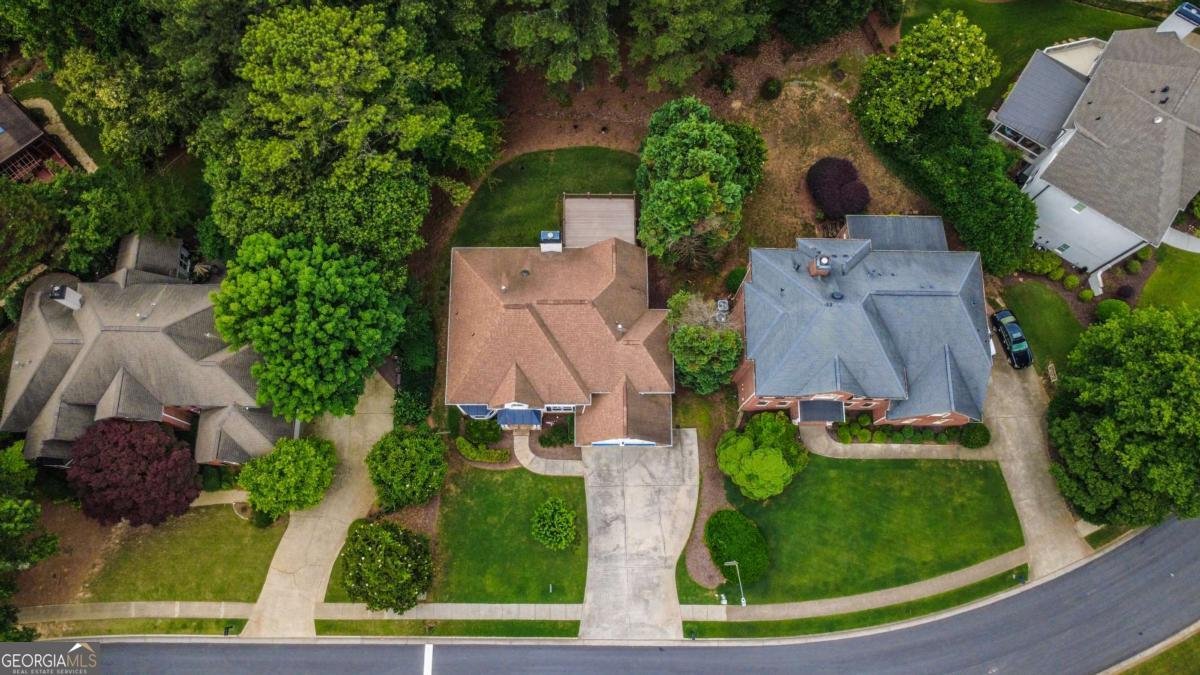 1073 Towne Lake Hills Woodstock - Photo 53