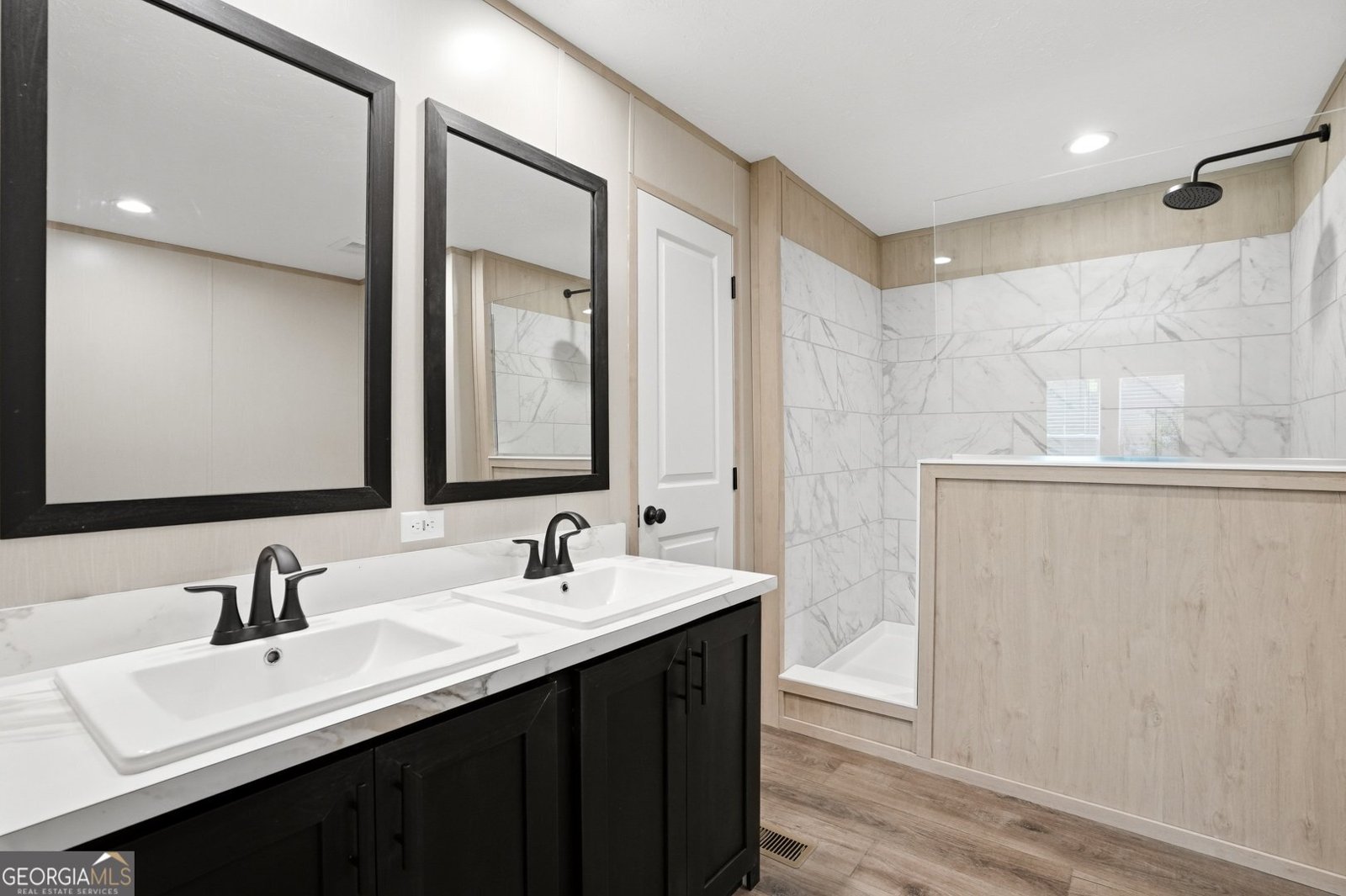 4909 Price Road Gainesville - Photo 10