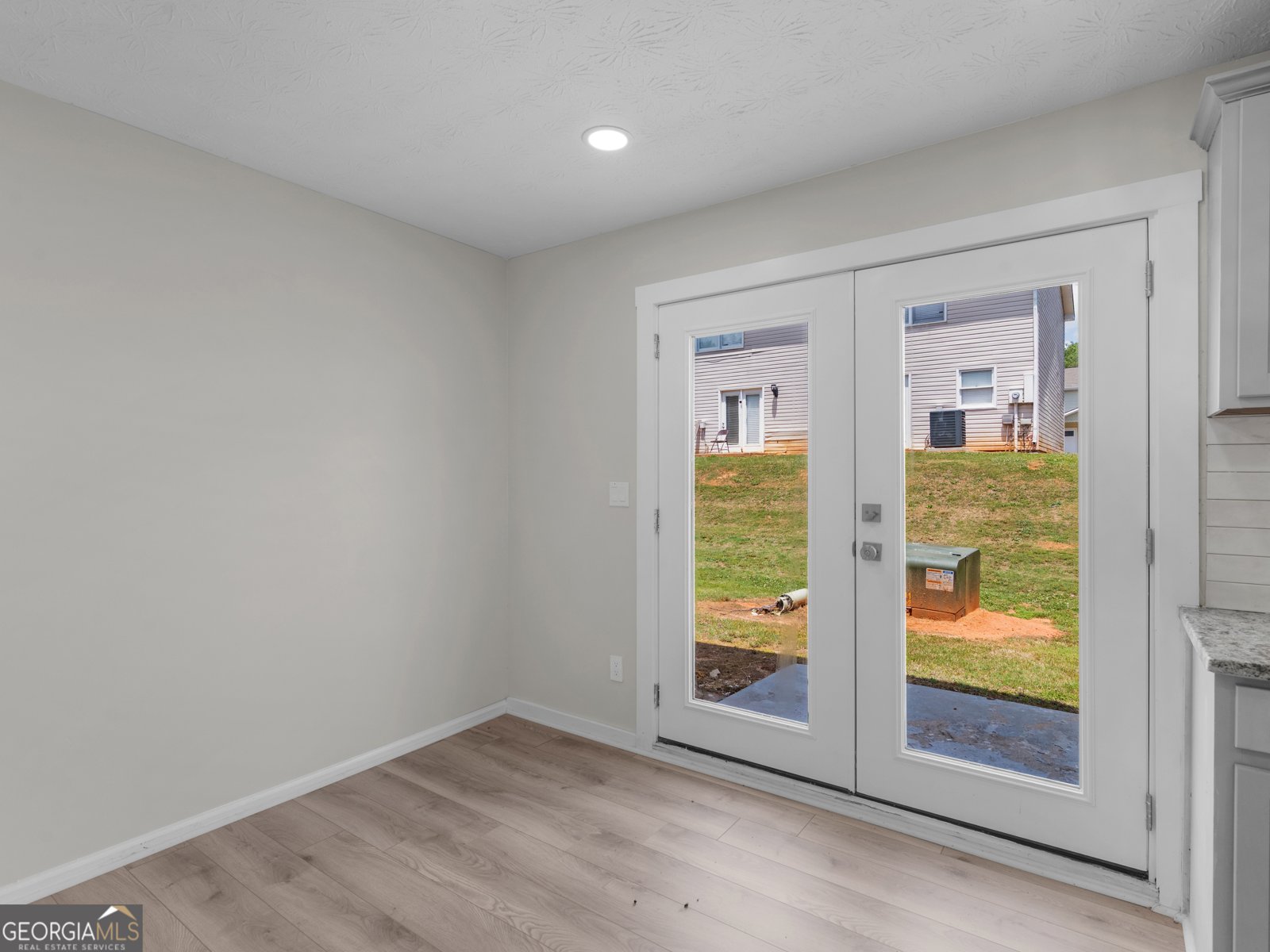 138 Hudson Bridge Court Stockbridge - Photo 10