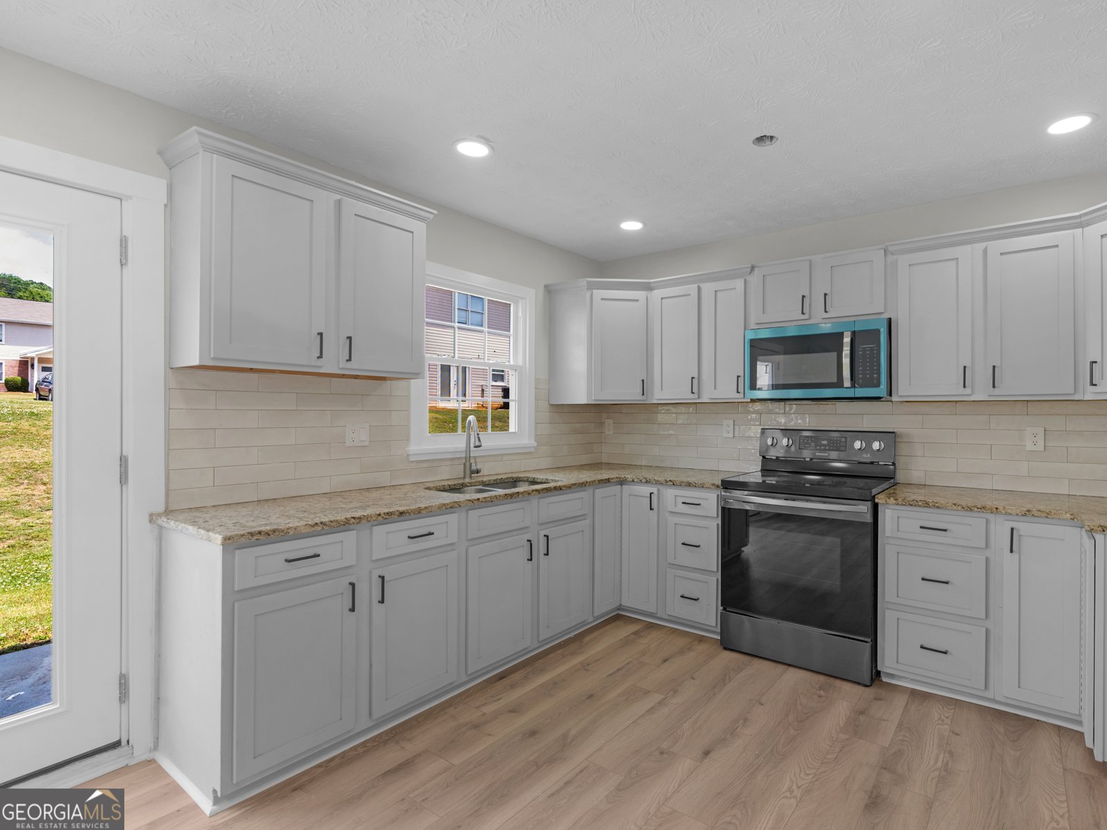 138 Hudson Bridge Court Stockbridge - Photo 14