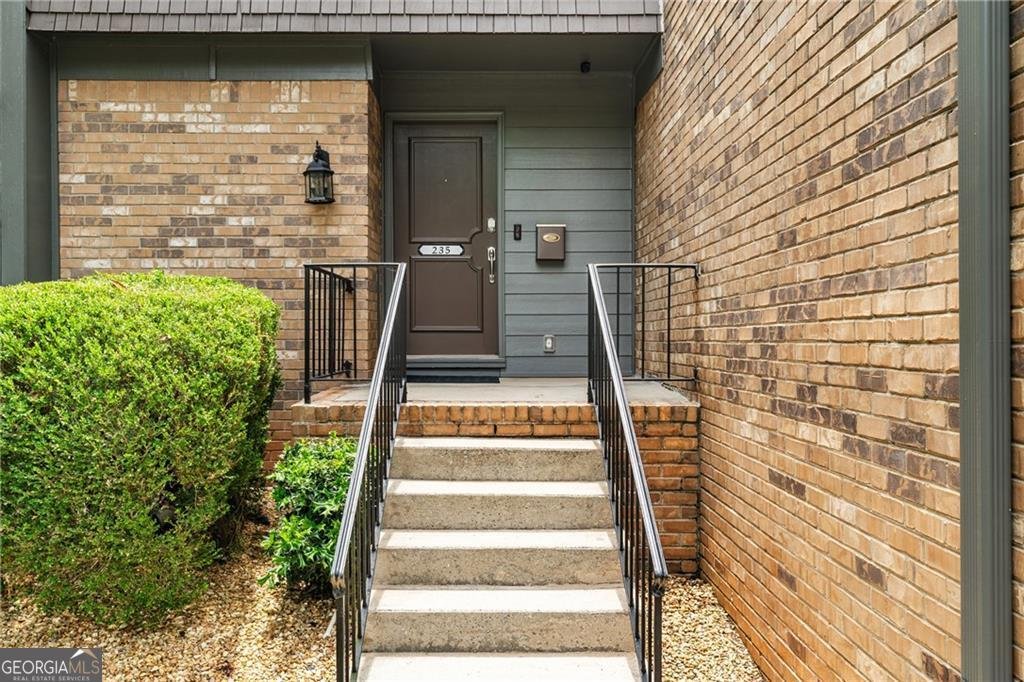 235 Leeward Lane Roswell - Photo 35