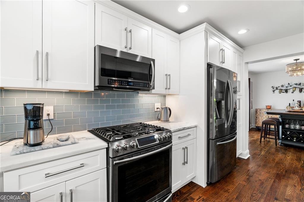 235 Leeward Lane Roswell - Photo 9