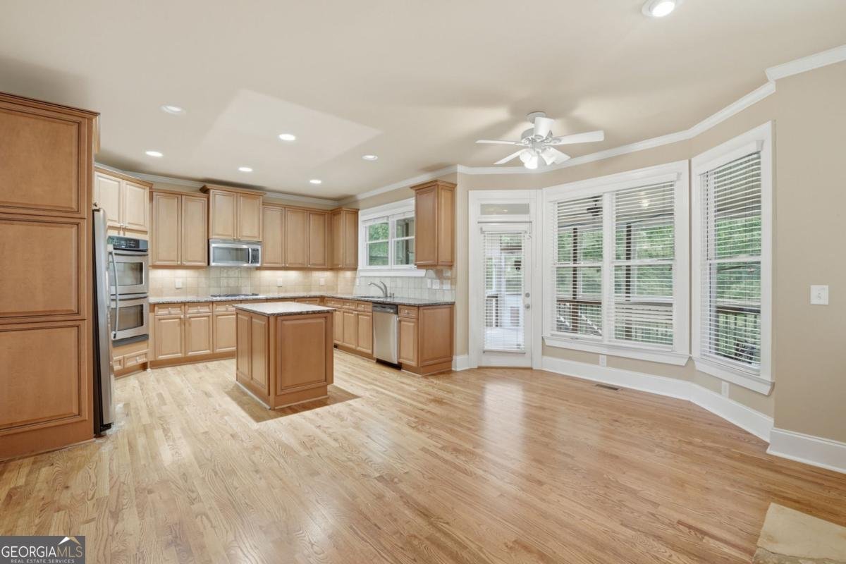 715 Crescent Circle Canton - Photo 13