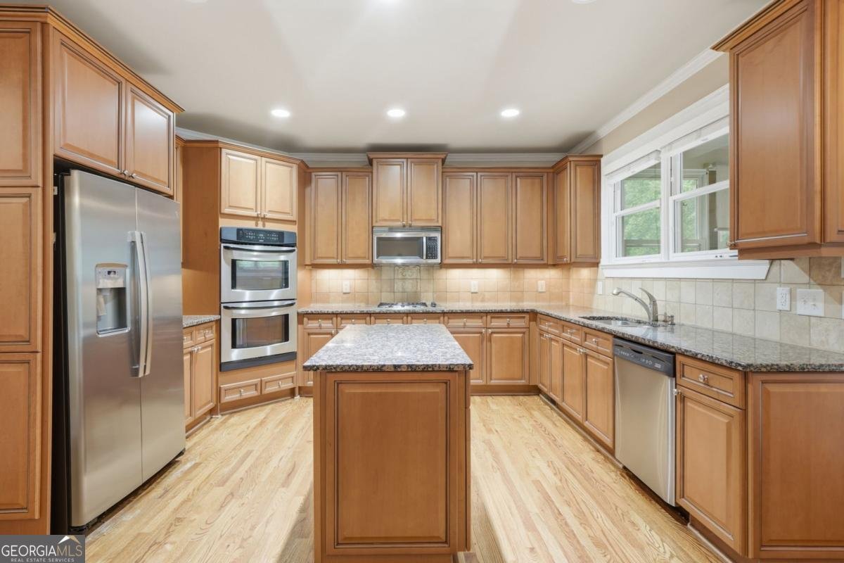 715 Crescent Circle Canton - Photo 16