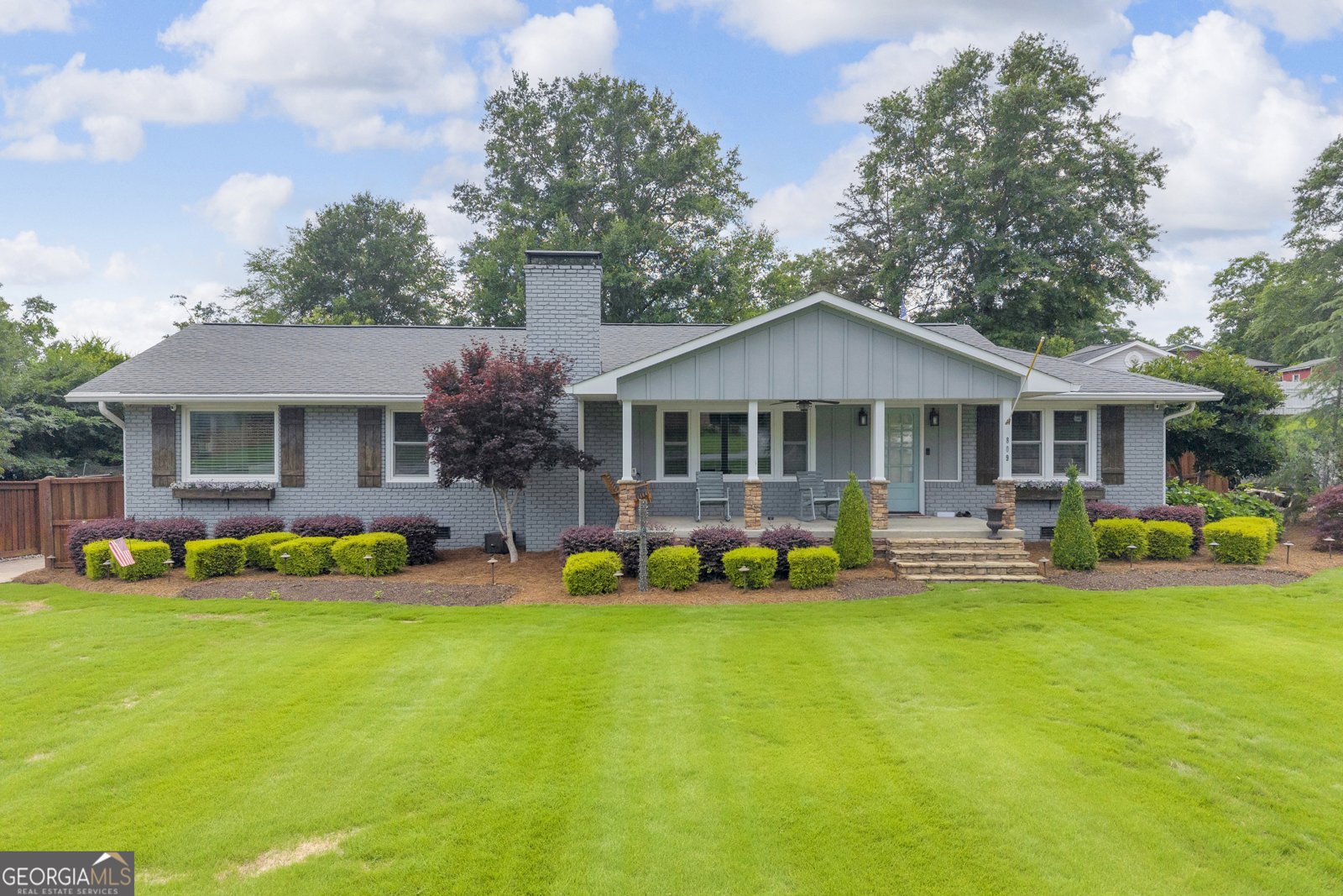 809 Sherwood Drive Elberton - main photo