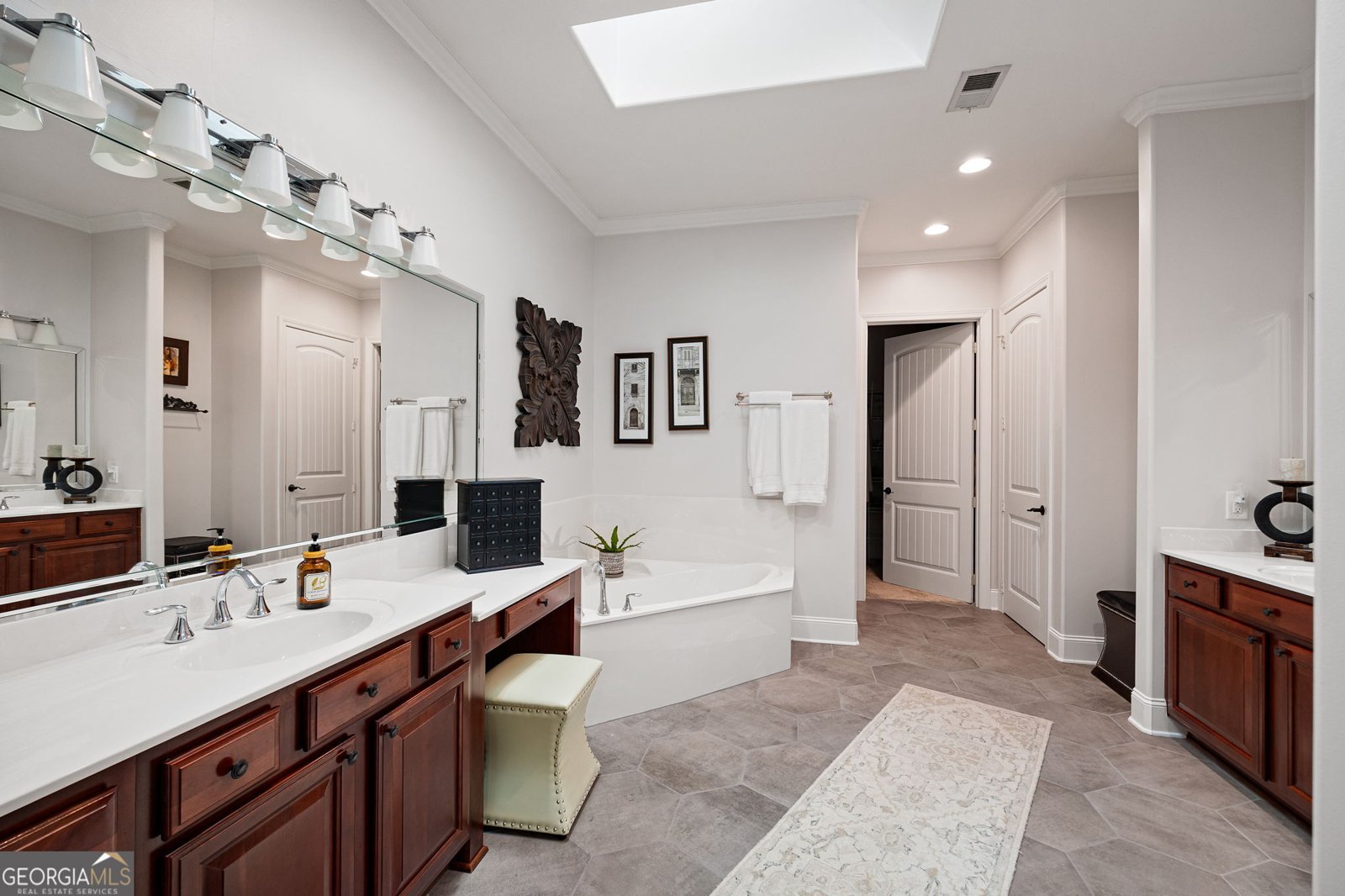 267 Somerset Circle Woodstock - Photo 44