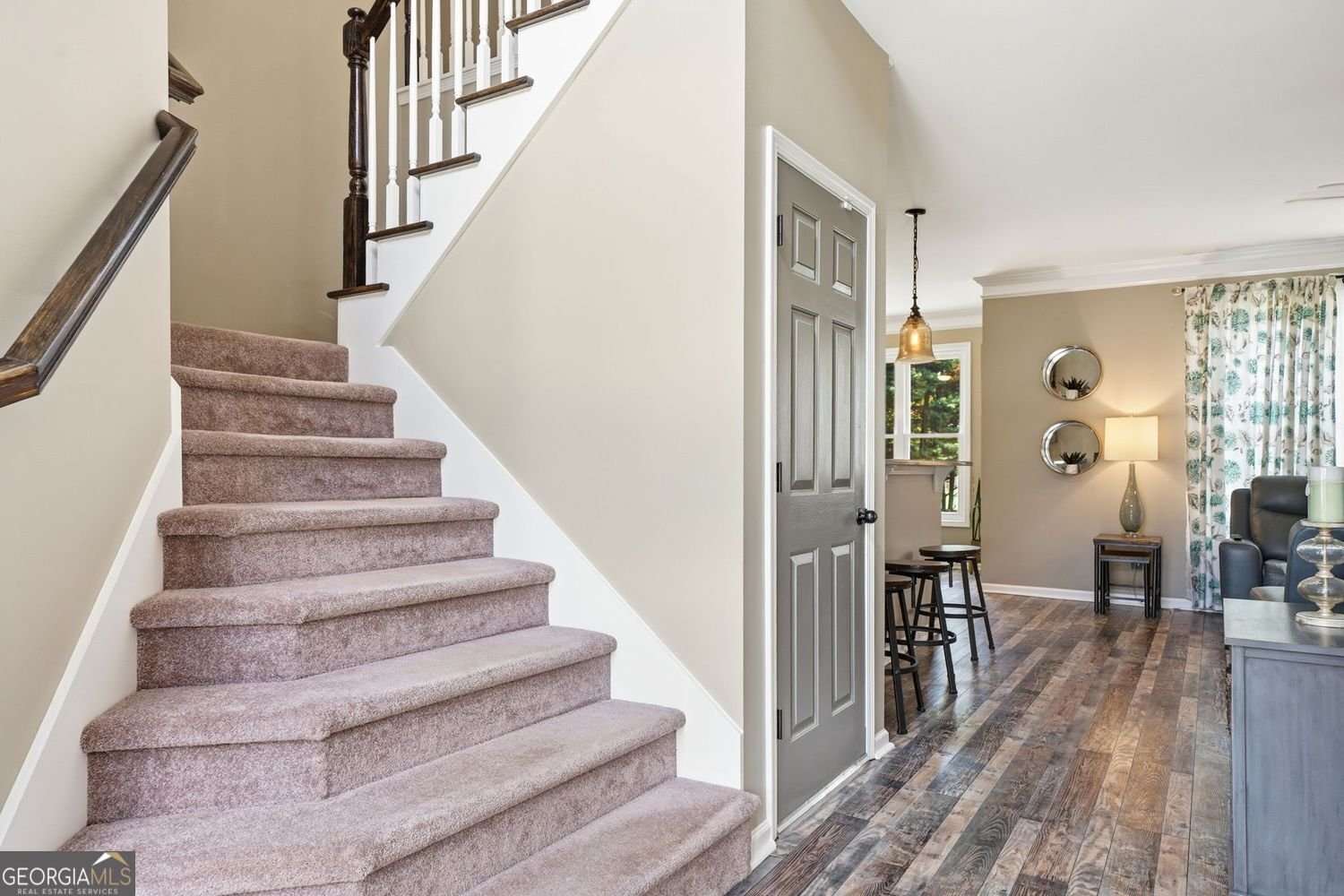 5437 Blue Cedar Drive Sugar Hill - Photo 10