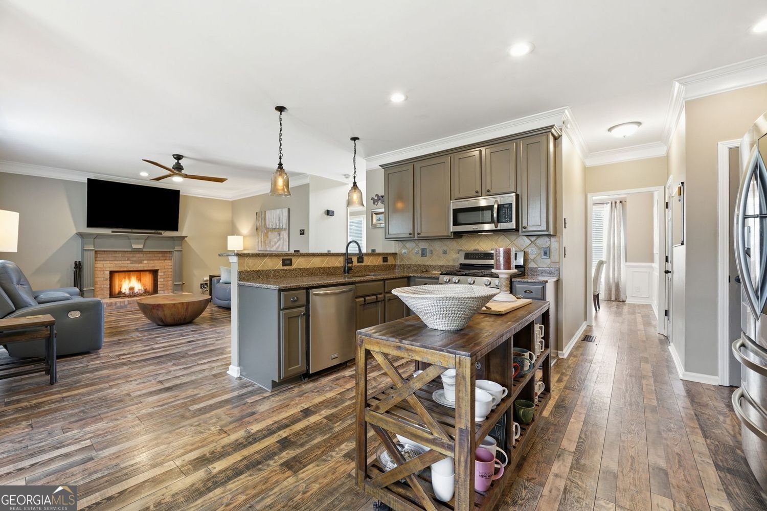 5437 Blue Cedar Drive Sugar Hill - Photo 15