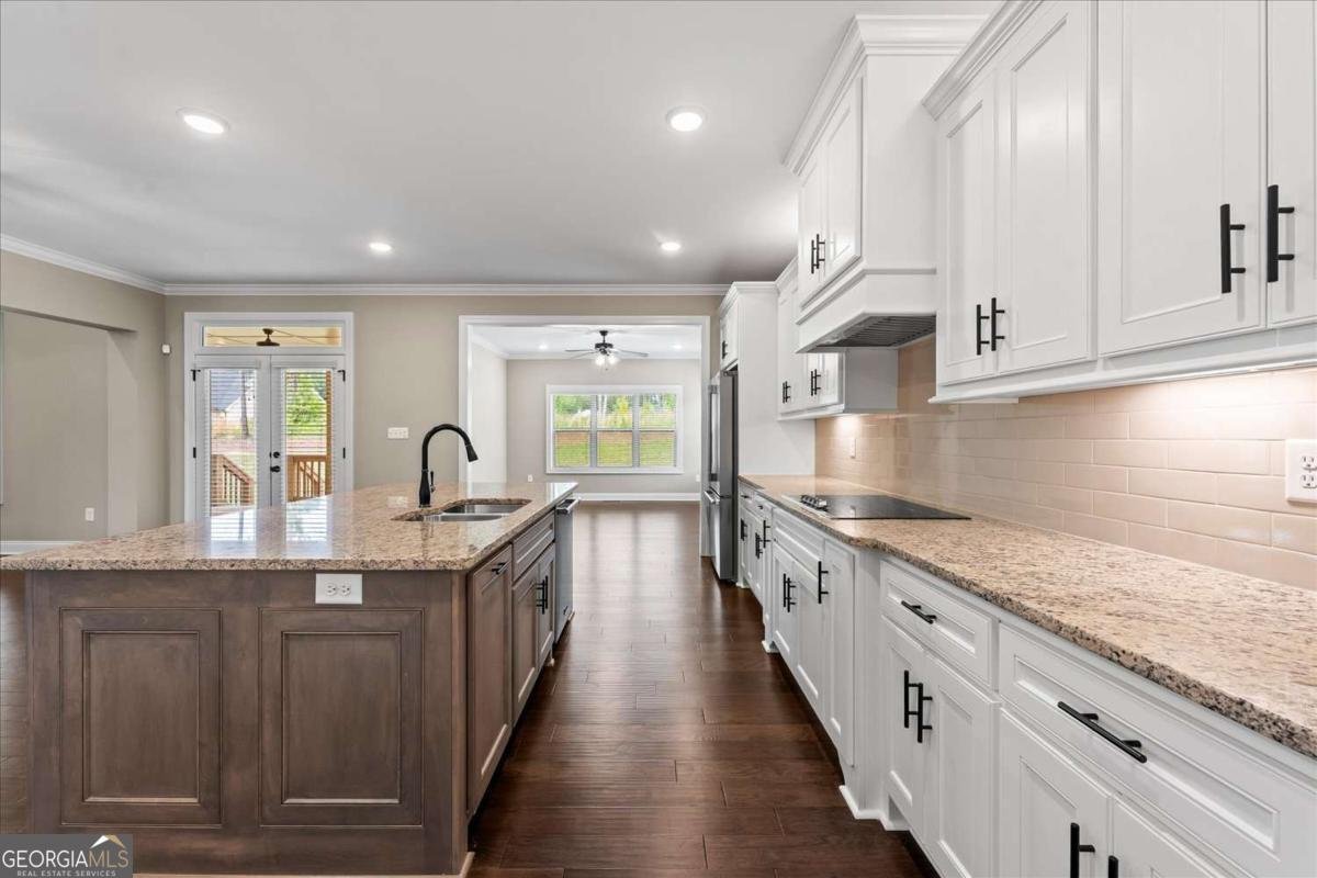 2670 Blazing Star Court Statham - Photo 22