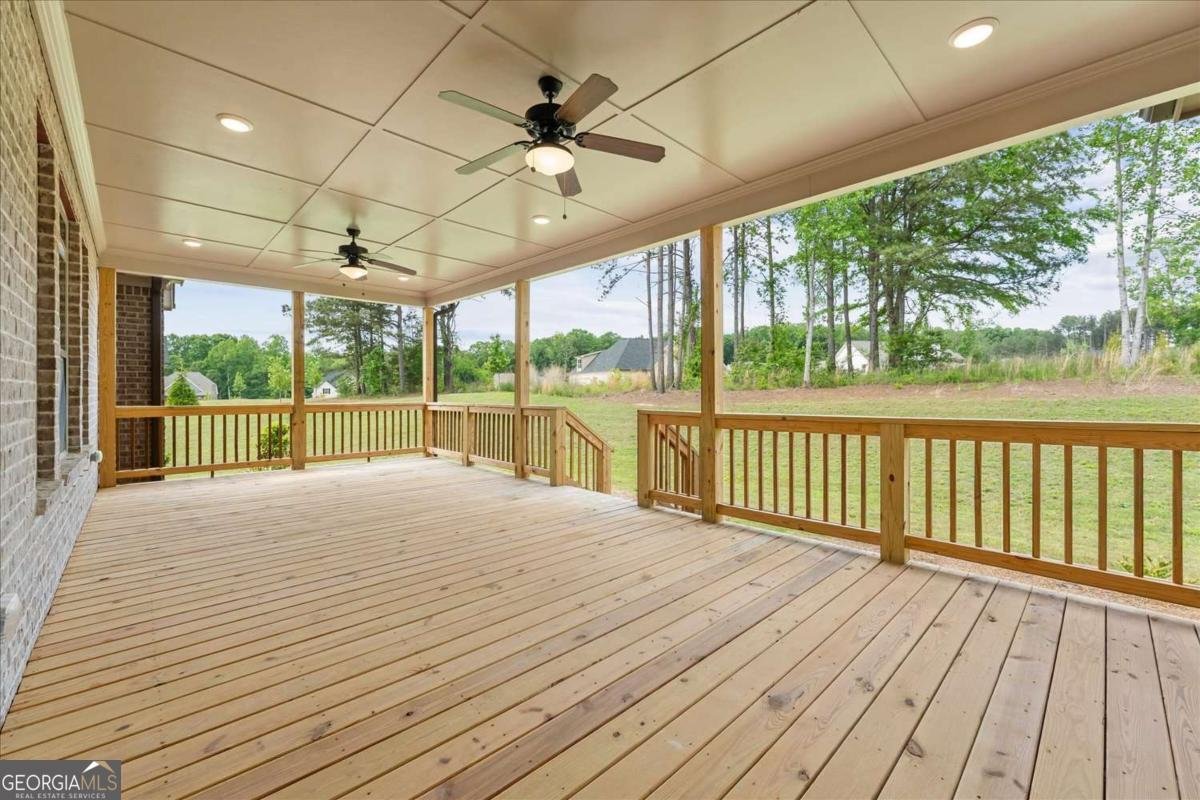 2670 Blazing Star Court Statham - Photo 37