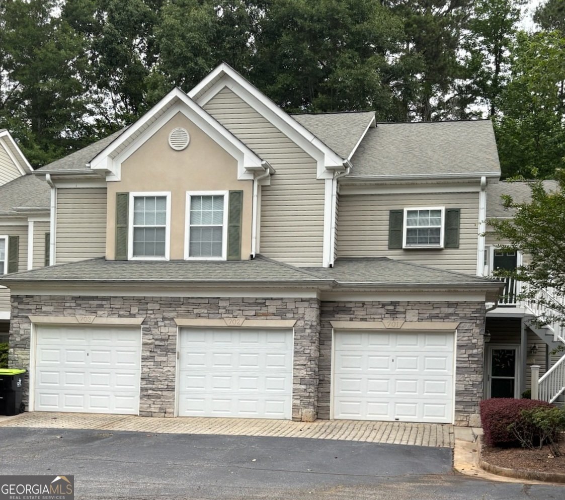 702 Las Brasis Court Peachtree City - main photo
