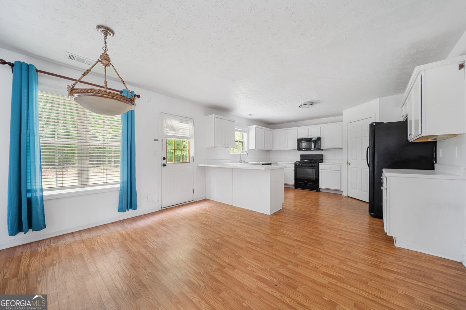 6906 Wynmeadow Drive Stone Mountain - Photo 16