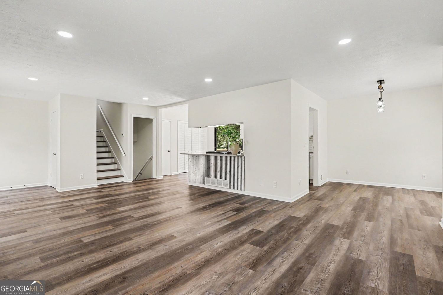 3415 Sheree Trail Stone Mountain - Photo 8