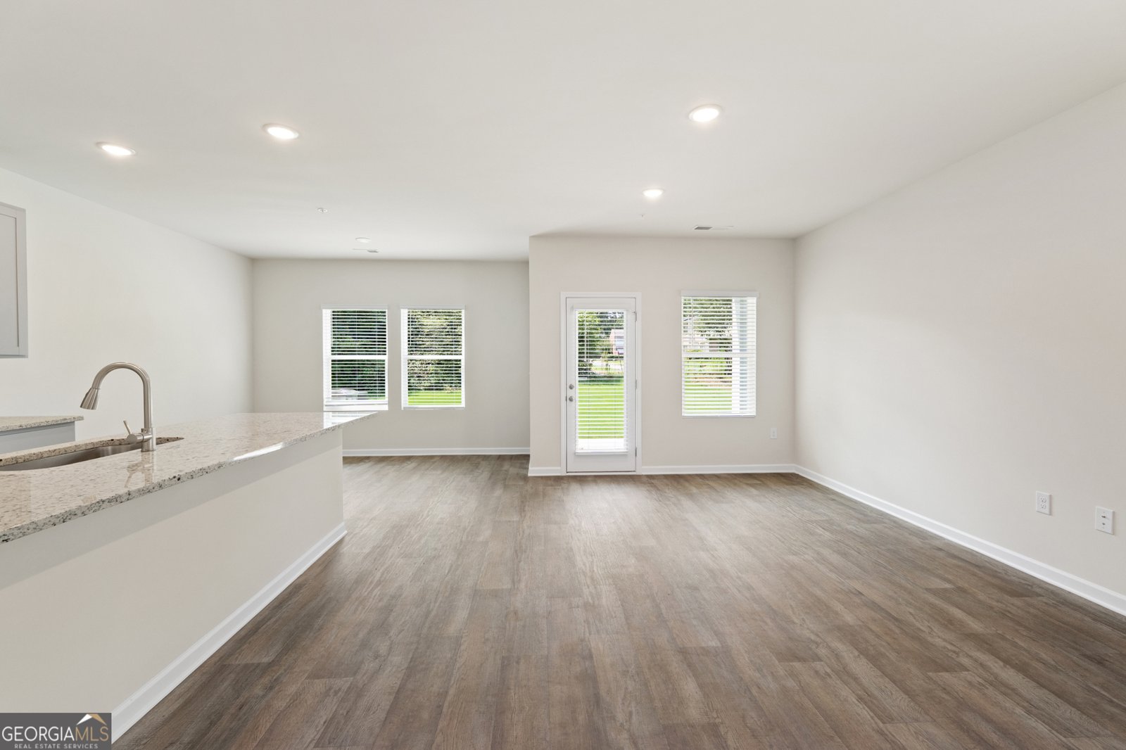 8333 Columbia Court Palmetto - Photo 24