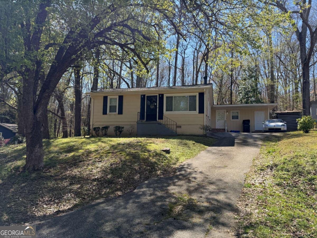 5143 Pinecrest Drive Covington - main photo