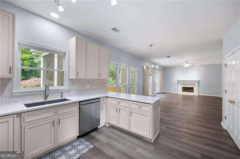 2062 Jockey Hollow Court Kennesaw - Photo 11
