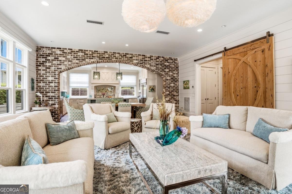 1082 Village Oaks Lane St. Simons - Photo 11