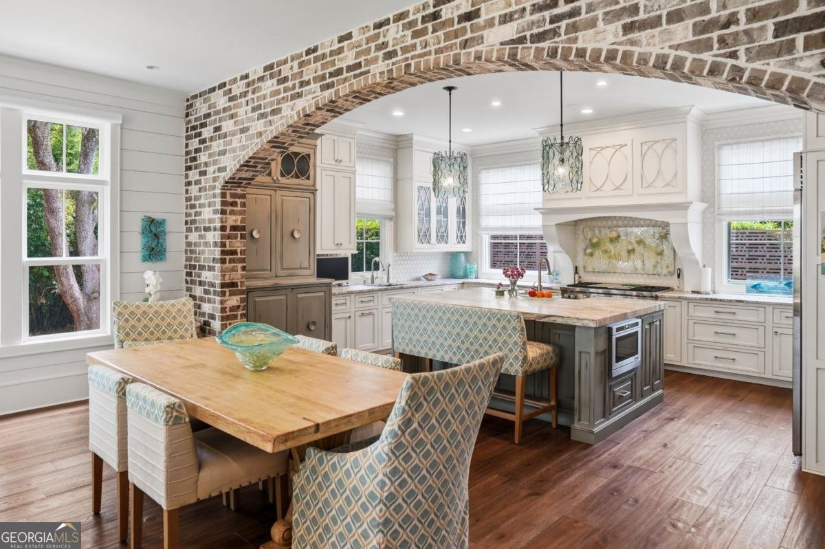 1082 Village Oaks Lane St. Simons - Photo 12