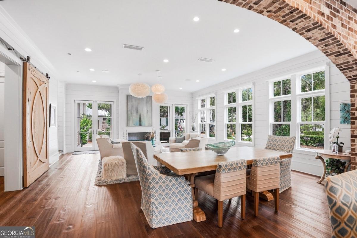 1082 Village Oaks Lane St. Simons - Photo 20