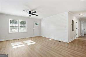 127 Perry Street Loganville - Photo 8