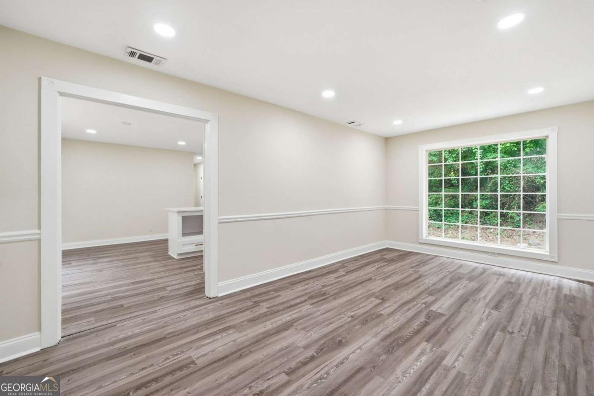 303 Quail Hollow Drive Woodstock - Photo 9