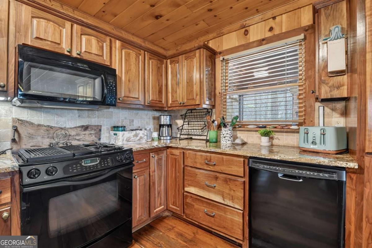 71 Rising Fawn Drive Mineral Bluff - Photo 8