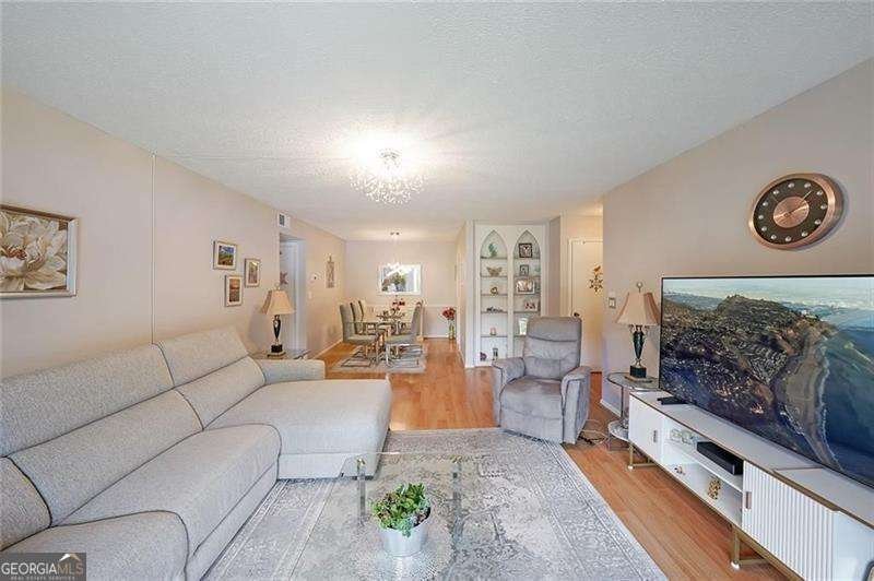 6851 Roswell Road Atlanta - Photo 14