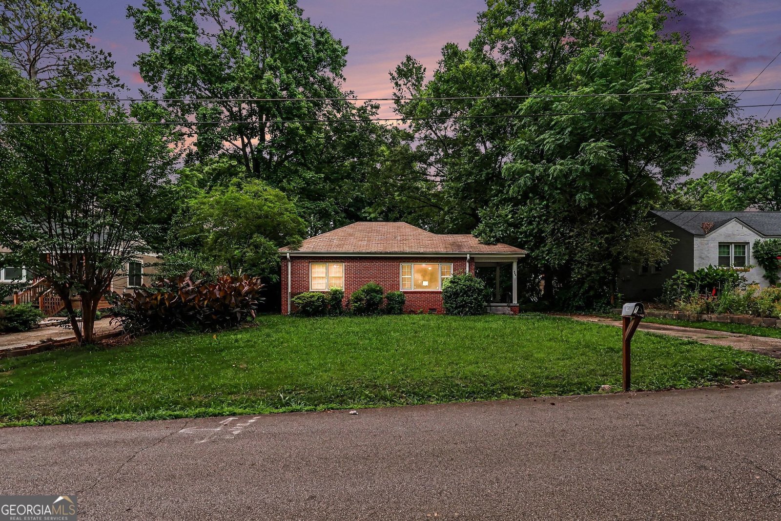 790 Slaton Street Forest Park - Photo 27