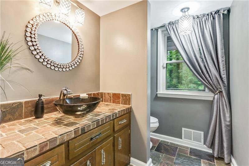 5168 Hidden Hills Trace Stone Mountain - Photo 14