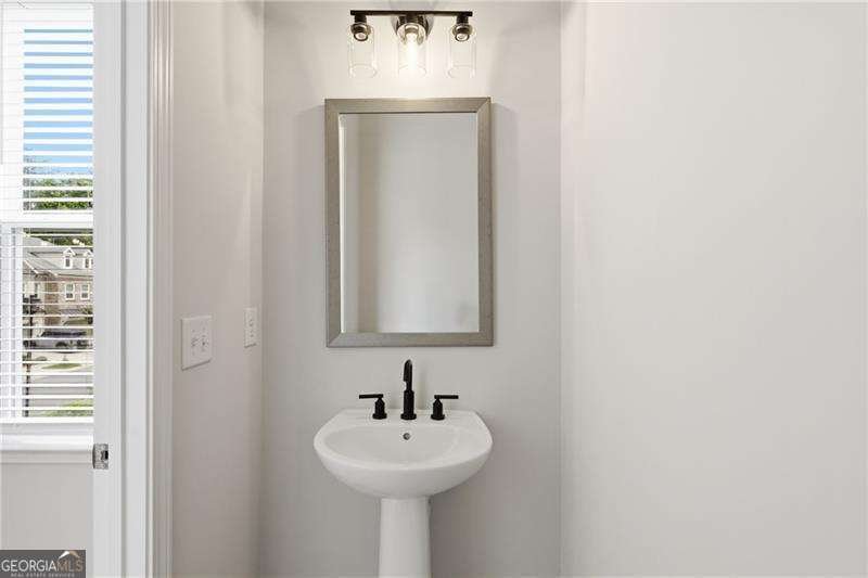 158 Harlow Circle Roswell - Photo 10