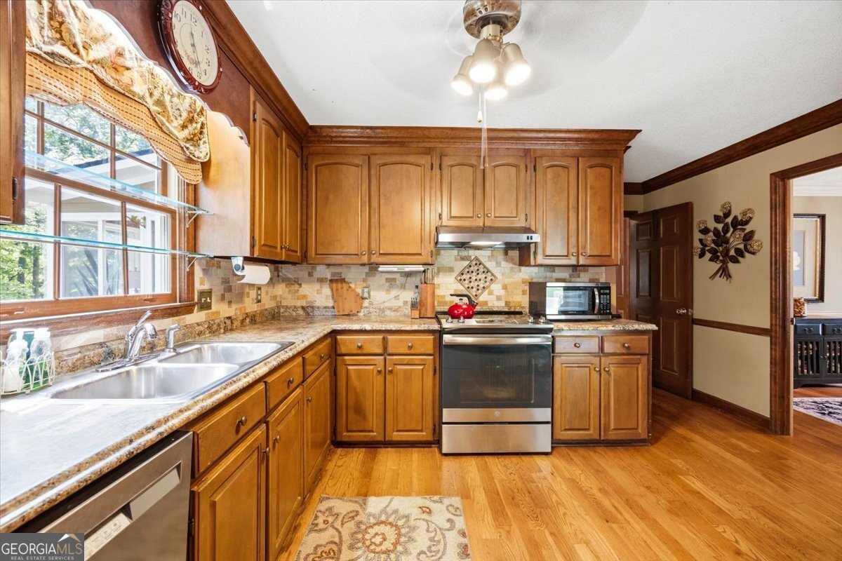 1301 Craddock Way Macon - Photo 7
