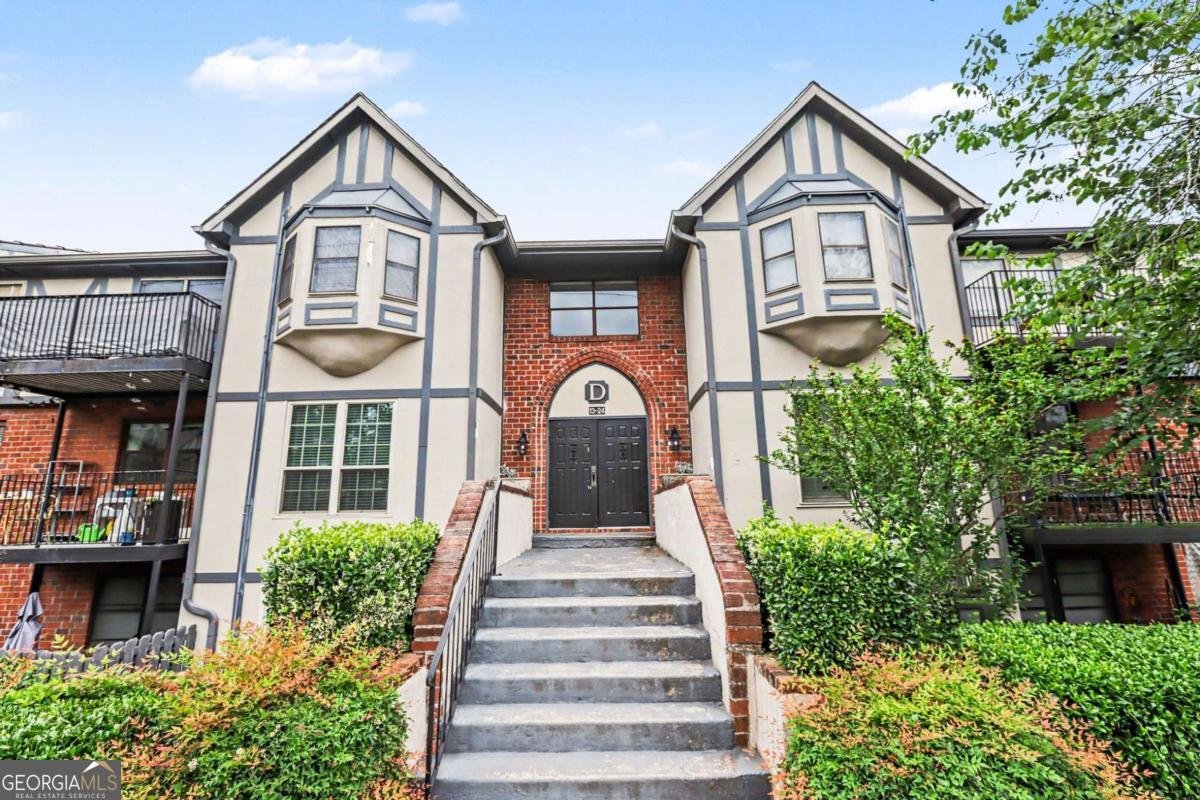 6851 Roswell Road Atlanta - main photo
