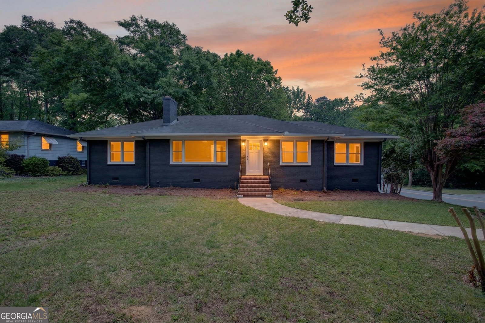 710 Hale Avenue Griffin - main photo