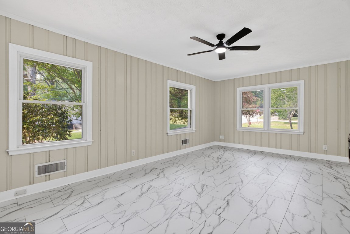 710 Hale Avenue Griffin - Photo 7