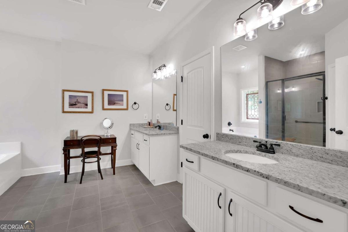 125 Hawthorn Lane Covington - Photo 25
