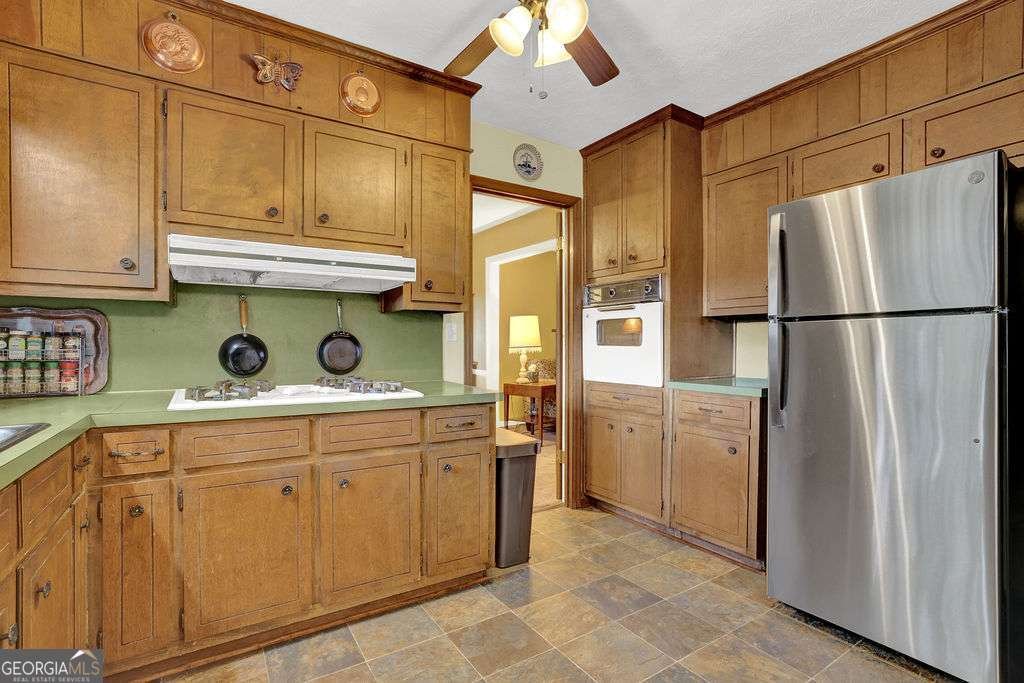 4916 Oak Grove Drive Sugar Hill - Photo 11
