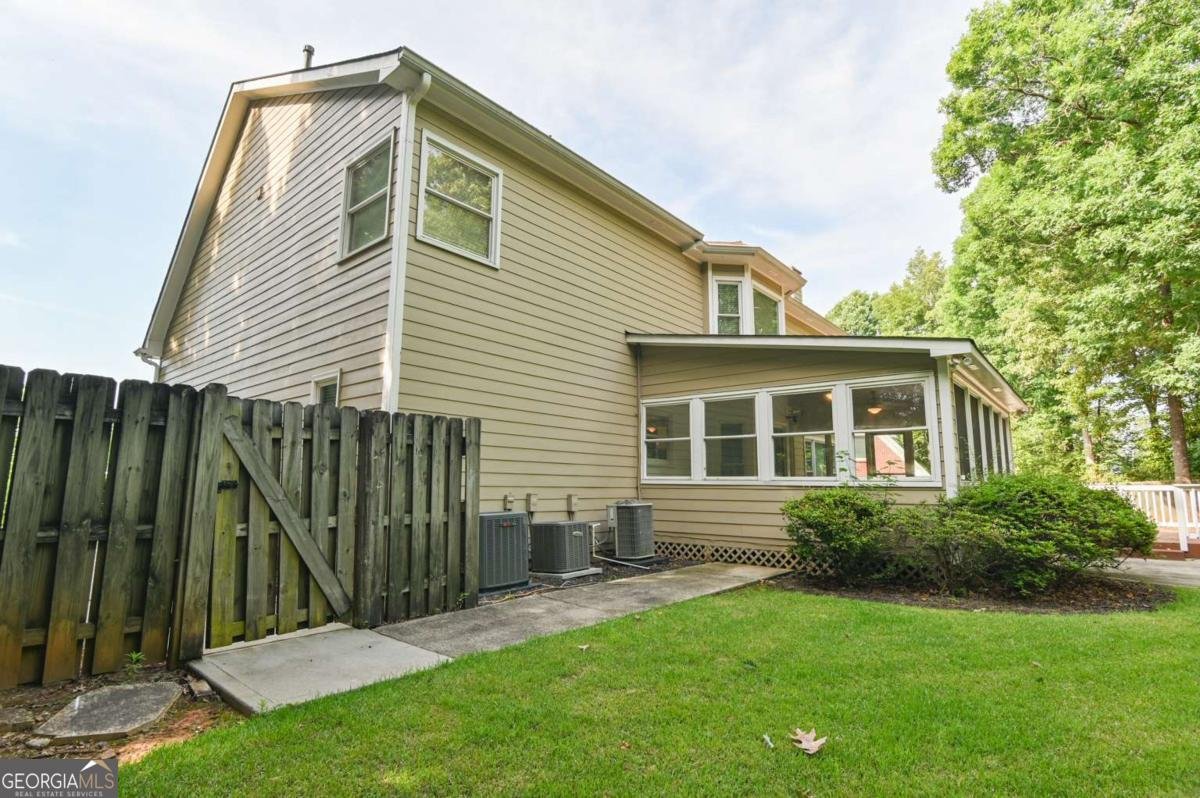 1868 De Winton Place Lawrenceville - Photo 32