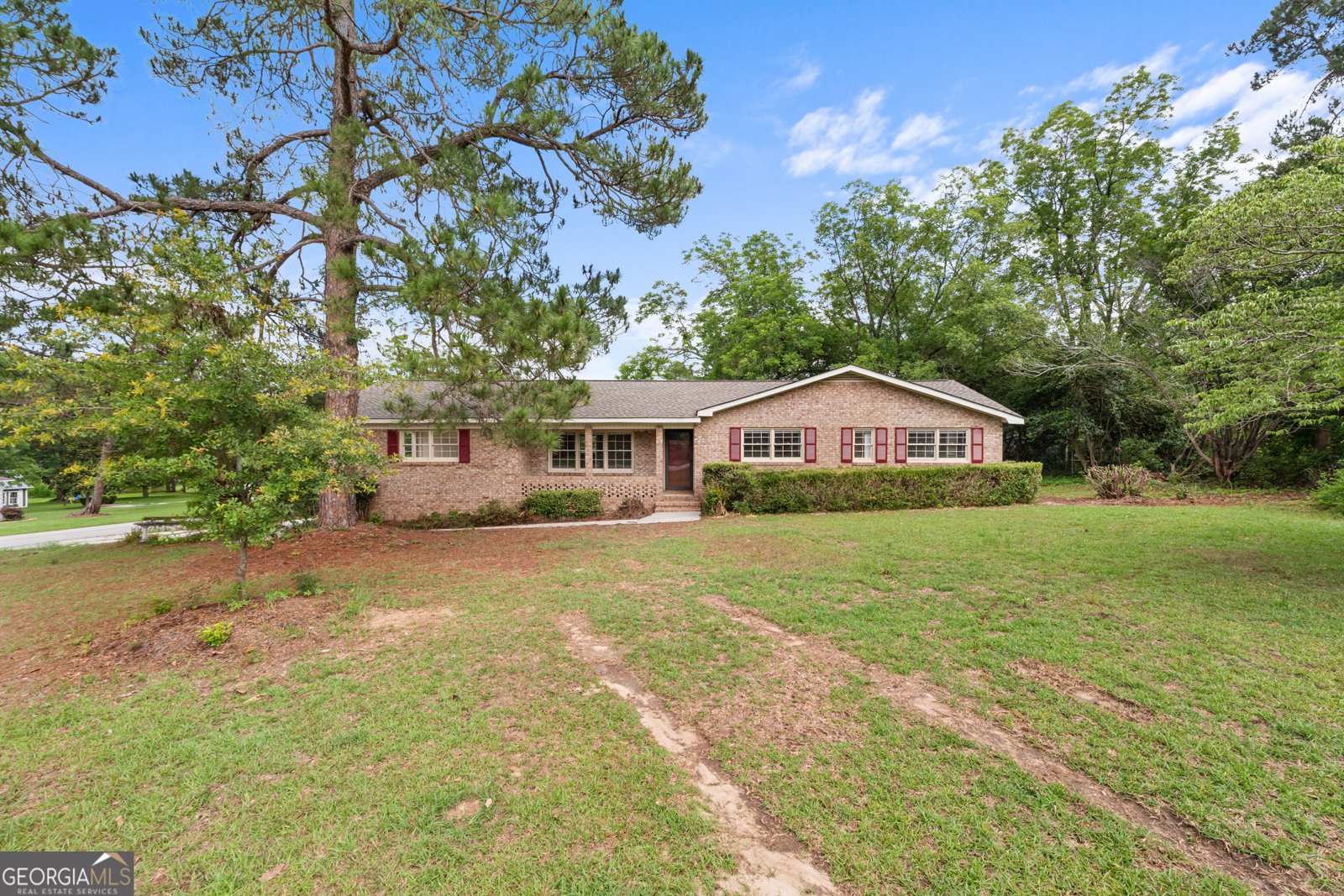 228 Allenwood Drive Statesboro - main photo