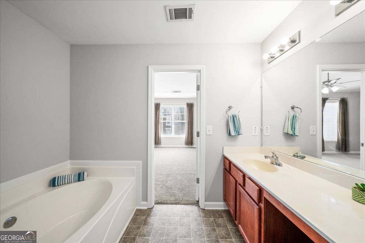 2052 Lakeshore Overlook Drive Kennesaw - Photo 21