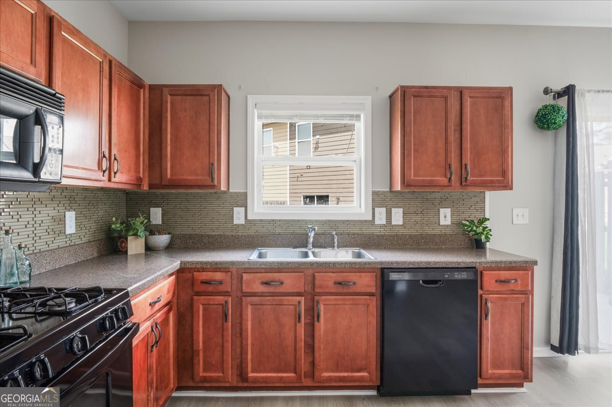 2052 Lakeshore Overlook Drive Kennesaw - Photo 6