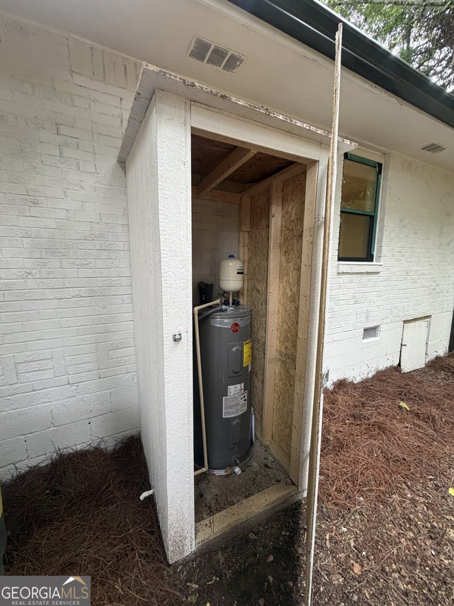 1162 Watts Road Forest Park - Photo 15