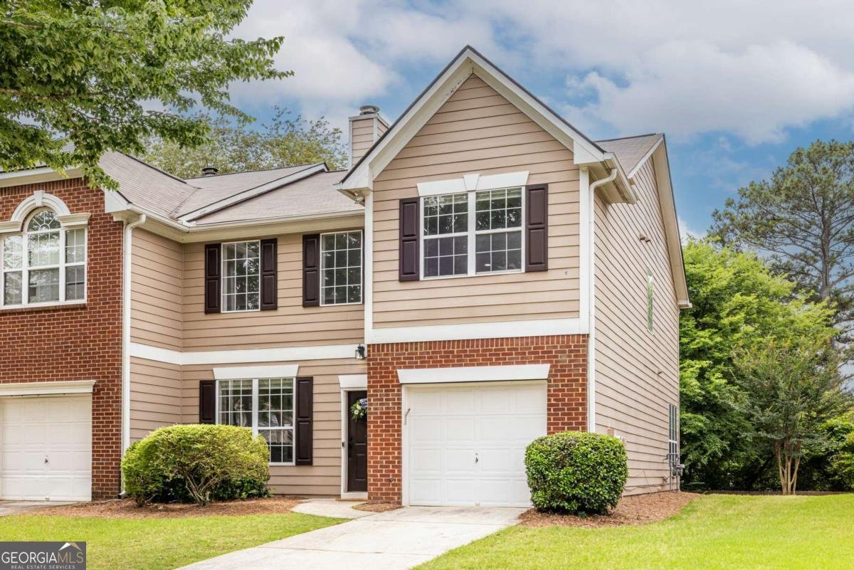 139 Haven Oak Way Lawrenceville - main photo