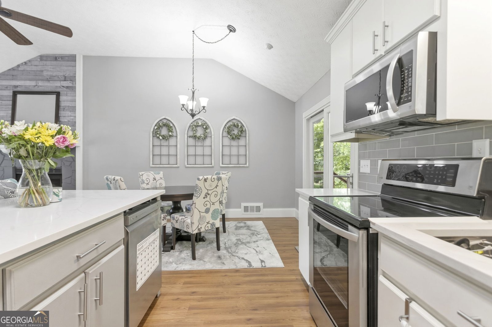 5627 Pinedale Circle Sugar Hill - Photo 15