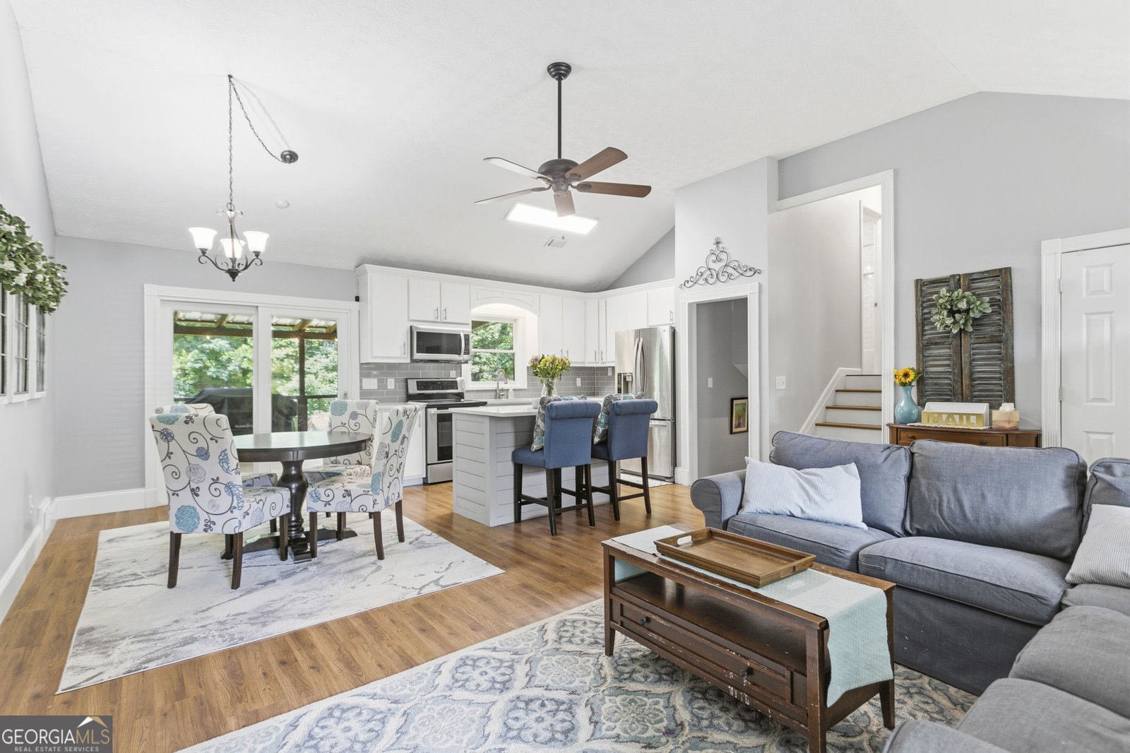 5627 Pinedale Circle Sugar Hill - Photo 16