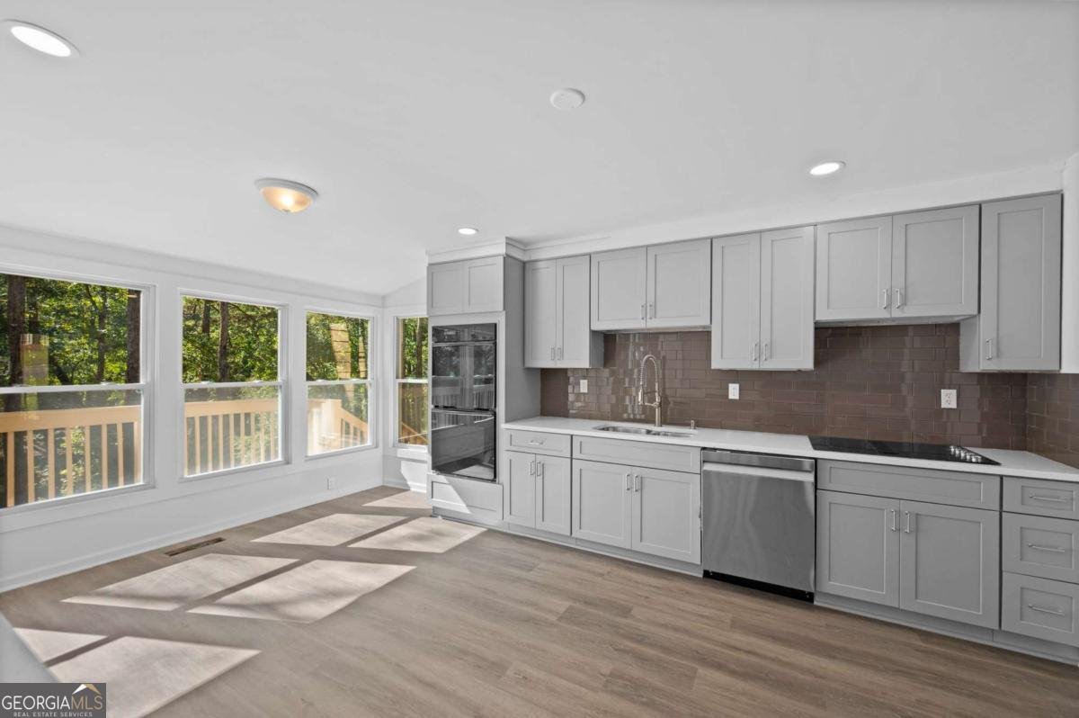2696 Long Lake Terrace Roswell - Photo 7