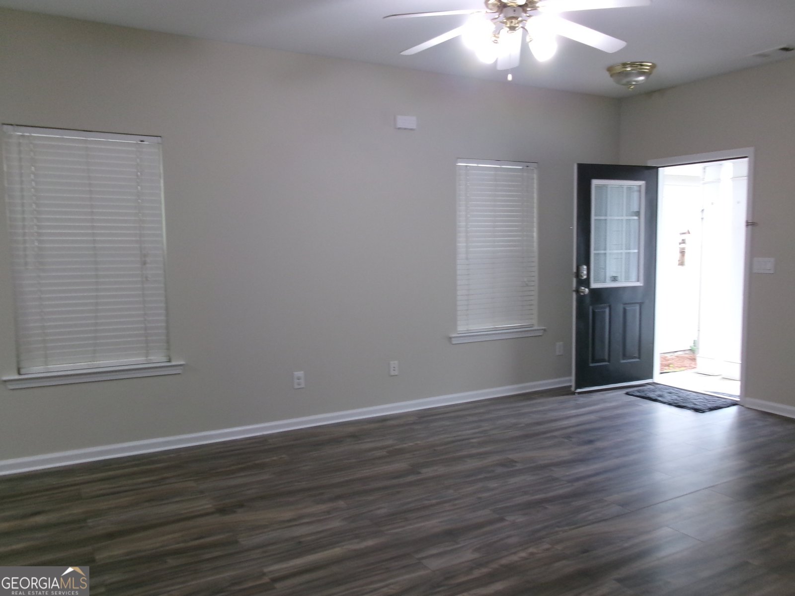 1393 Raven Rock Trail Kennesaw - Photo 11