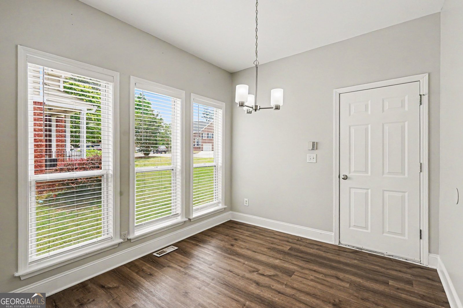 2642 Ambria Drive Buford - Photo 9