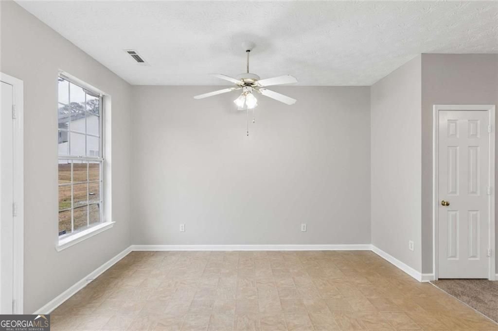 6097 Camden Forrest Cove Riverdale - Photo 9